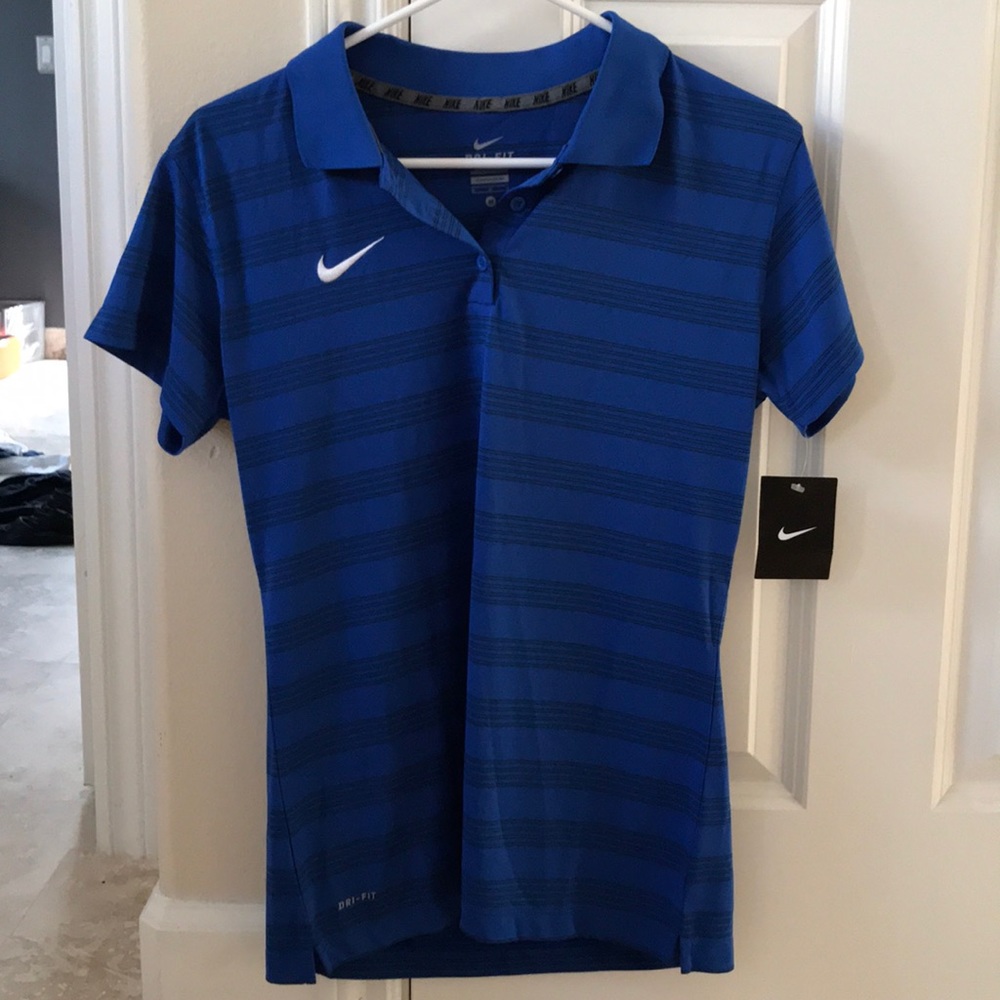 WOMEN'S ATHLETIC SHIRT